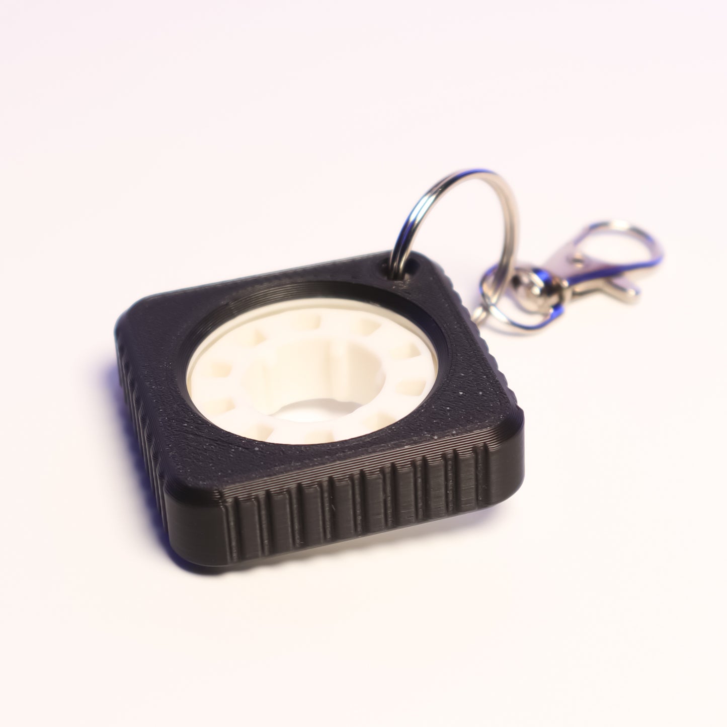 Retro kaseta fidget privjesak za ključeve – rotirajuća sredina za oslobađanje od stresa