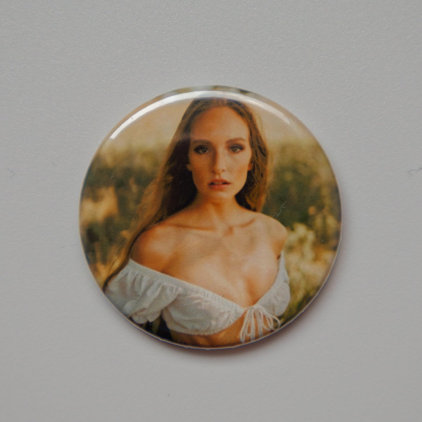 Dein Lieblingsfoto auf einem personalisierten Magneten oder Ansteck-Button | Runder Fotomagnet | 4cm