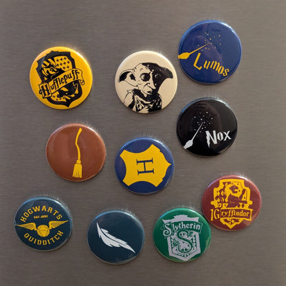 Harry Potter Kühlschrankmagnete oder Ansteck-Buttons | Magische Designs | 4cm