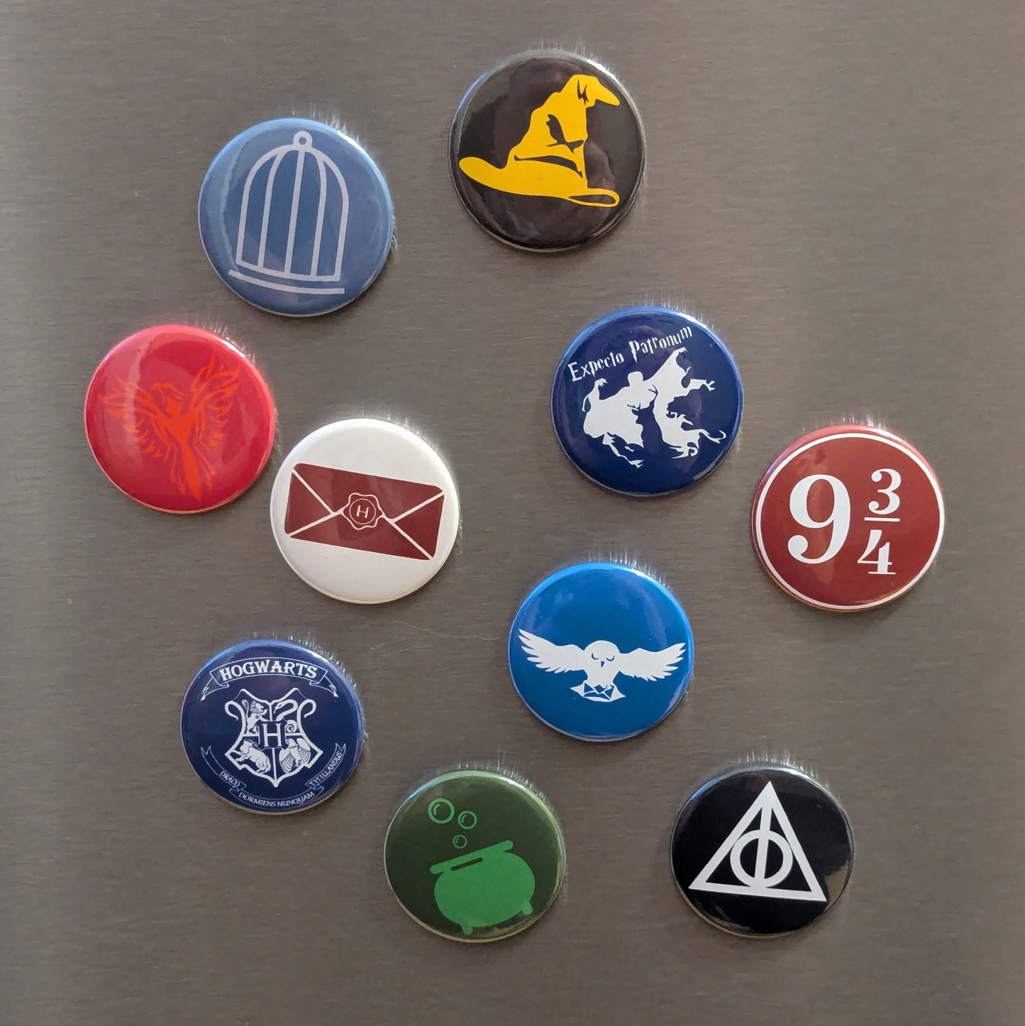Harry Potter Kühlschrankmagnete oder Ansteck-Buttons | Magische Designs | 4cm