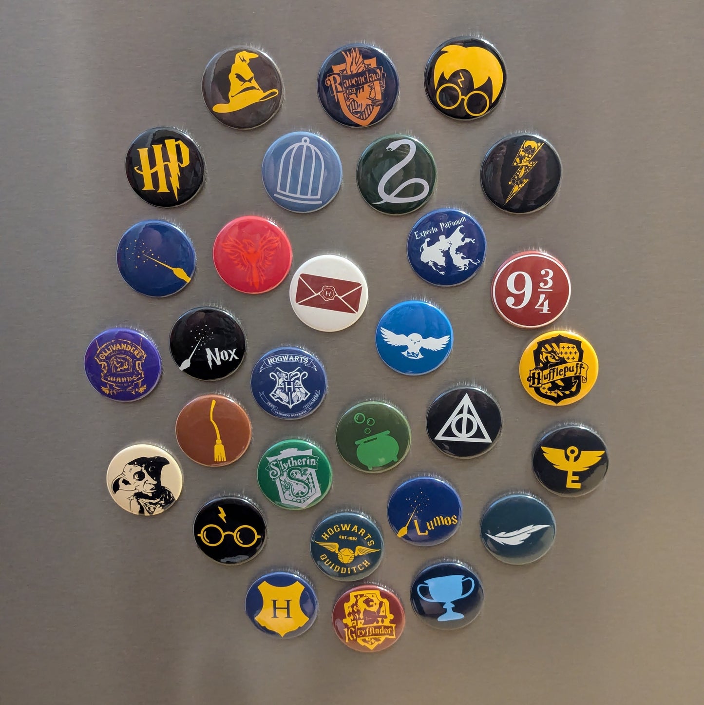 Harry Potter Kühlschrankmagnete oder Ansteck-Buttons | Magische Designs | 4cm