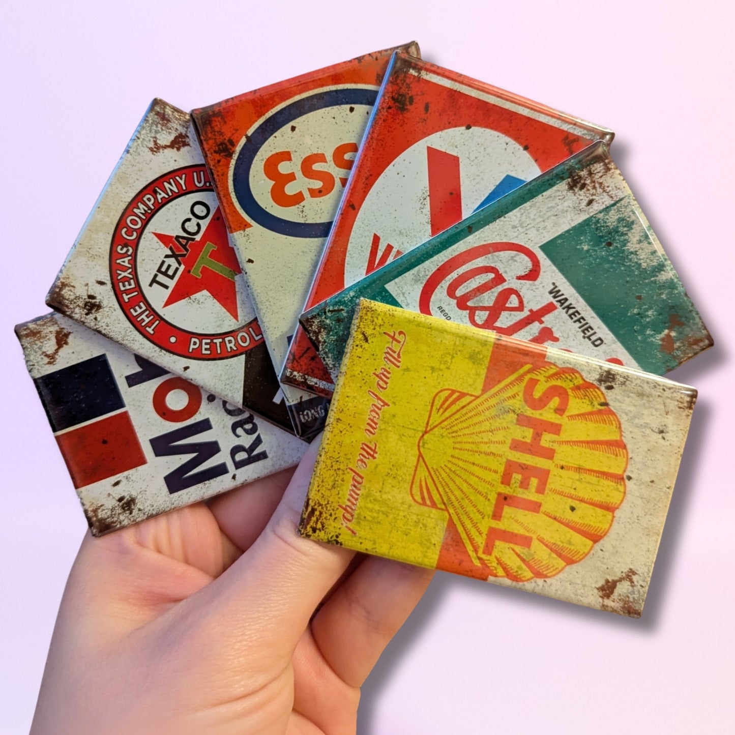 Retro magneti za hladnjak s markama motornih ulja i goriva | 8x5 cm