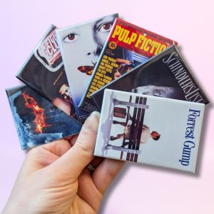 Magnet za hladnjak s filmskim plakatom po narudžbi – Personalizirani filmski magnet | 8x5 cm